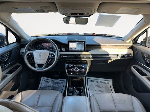 Used 2020 Lincoln Corsair Reserve image 10