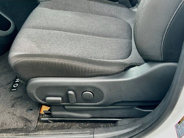 Used 2024 Hyundai Ioniq 5 SEL AWD/4WD image 8