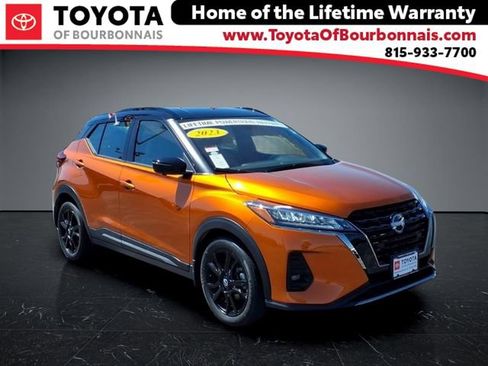 Used 2023 Nissan Kicks SR w/ SR Premium Package FWD image 1