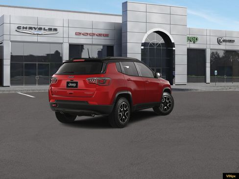 New 2026 Jeep Compass Trailhawk w/ Sun, Sound & Navigation Group AWD/4WD image 7