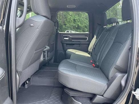 New 2026 RAM 2500 Big Horn AWD/4WD image 20