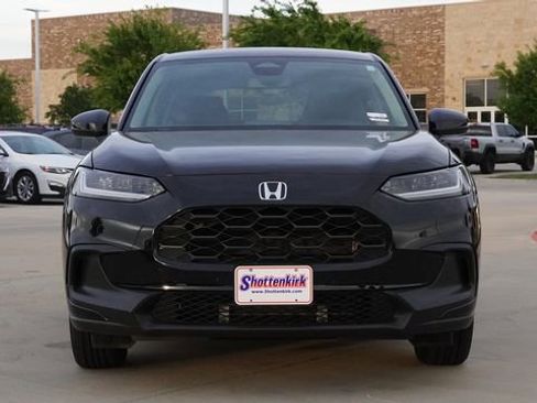 Used 2024 Honda HR-V LX image 2