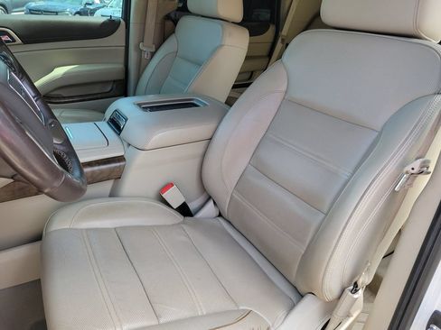 Used 2018 GMC Yukon Denali w/ Denali Ultimate Package AWD/4WD image 15