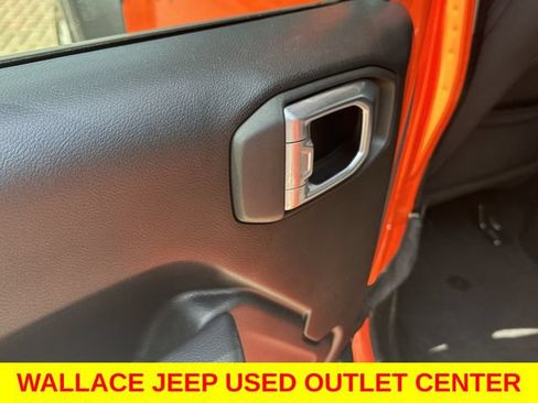 Used 2023 Jeep Wrangler Unlimited Sport AWD/4WD image 12