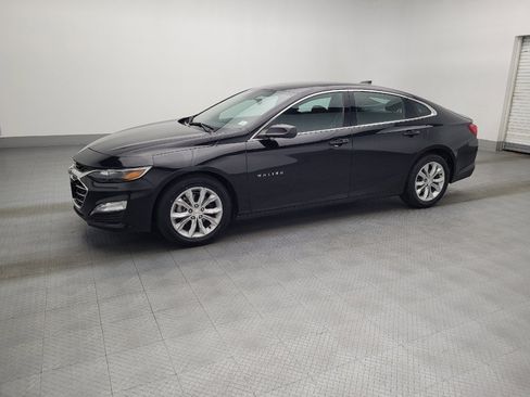 Used 2023 Chevrolet Malibu LT image 2