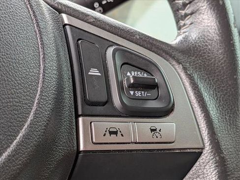 Used 2017 Subaru Forester 2.5i Limited image 15