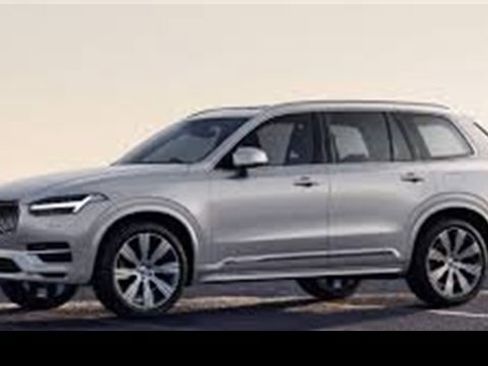 Used 2019 Volvo XC90 T6 Momentum w/ Advanced Package image 3