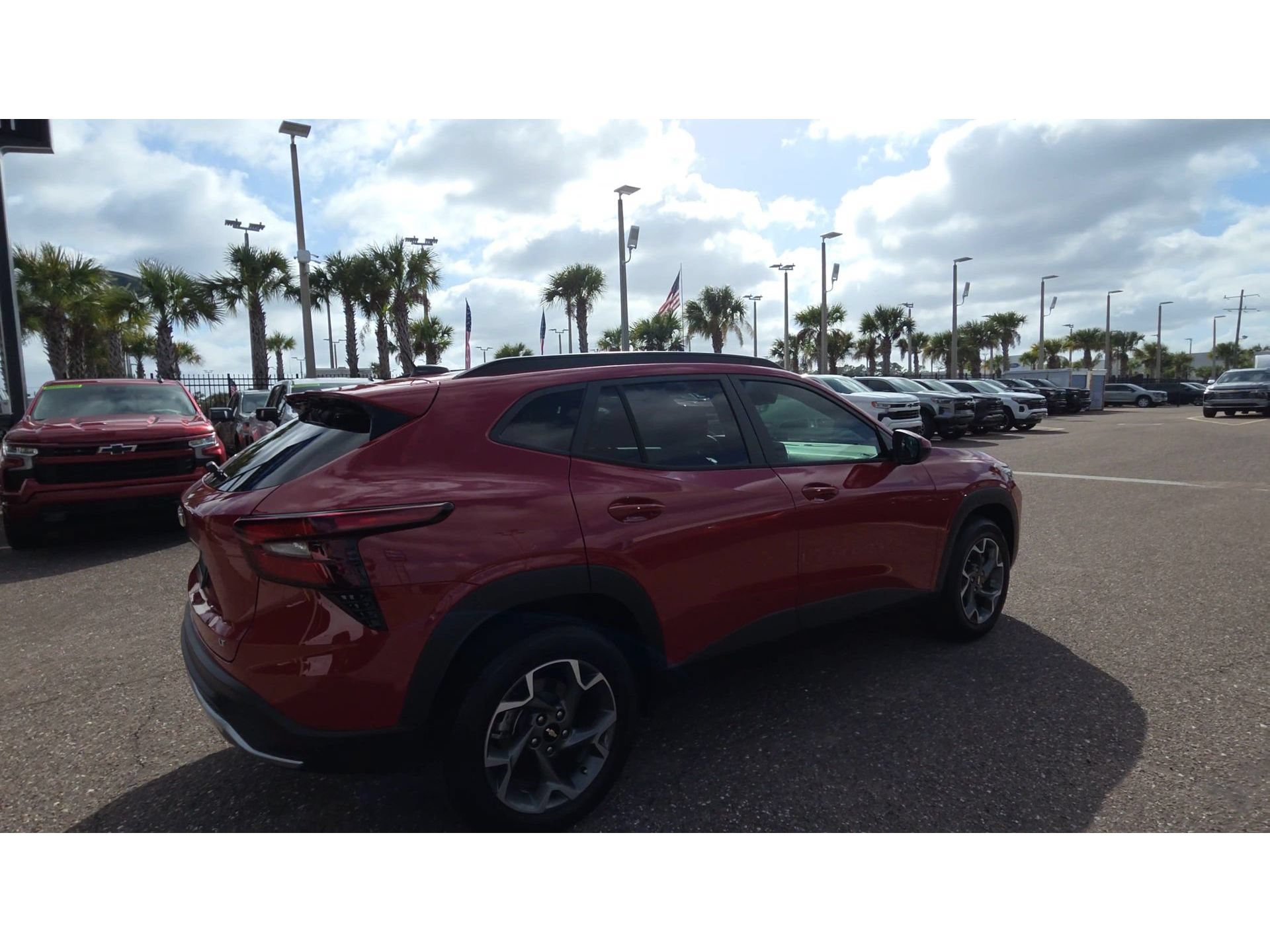 Used 2026 Chevrolet Trax LT w/ Driver Confidence Package FWD image 8