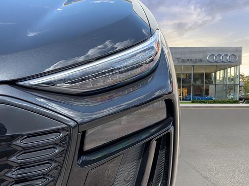New 2027 Audi Q6 e-tron Premium Plus AWD/4WD image 9