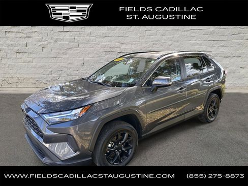 Used 2023 Toyota RAV4 XLE image 1