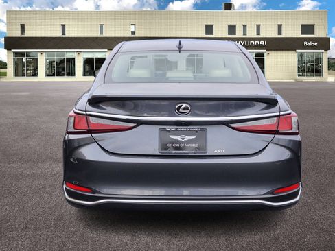 Used 2022 Lexus ES 250 w/ Premium Package image 4