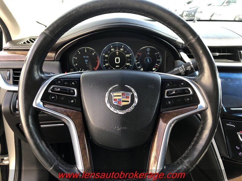 Used 2013 Cadillac XTS Premium FWD image 11