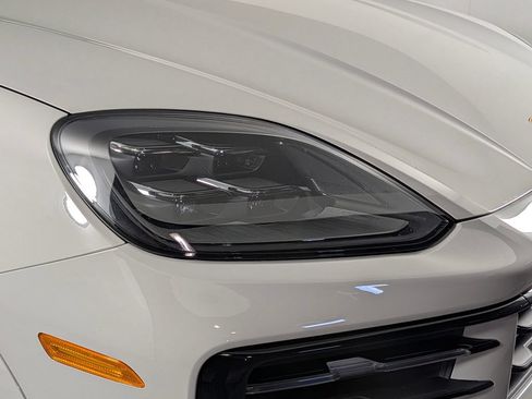 New 2026 Porsche Cayenne S AWD/4WD image 15