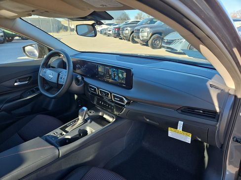 New 2026 Nissan Sentra SR w/ Floor Mat Package FWD image 16