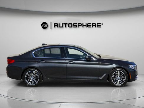 Used 2018 BMW 540i xDrive image 11