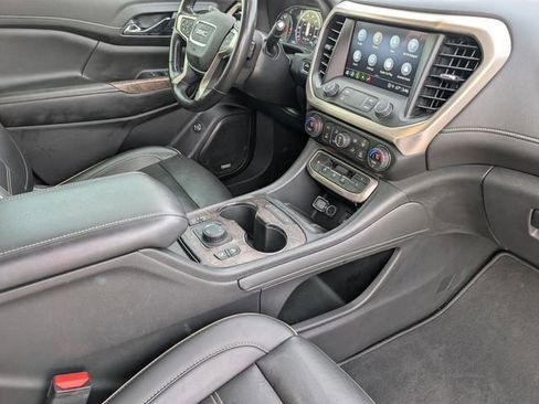 Used 2021 GMC Acadia Denali w/ Denali Technology Package image 20