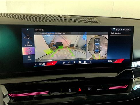 Certified 2026 BMW 530i xDrive w/ Premium Package image 21