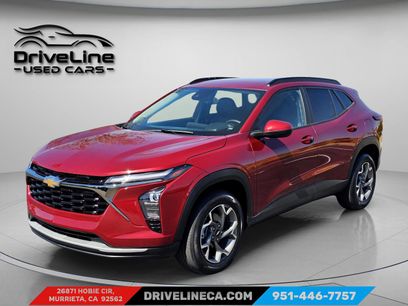 Used 2025 Chevrolet Trax LT w/ Driver Confidence Package
