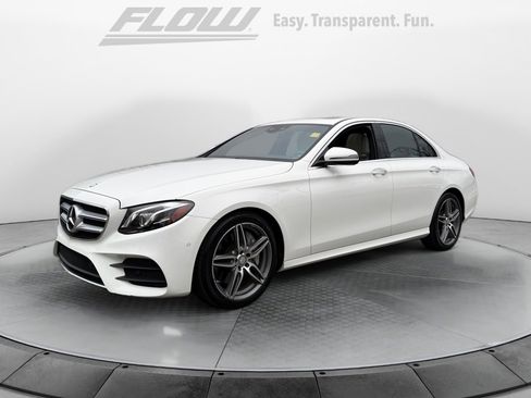 Used 2017 Mercedes-Benz E 300 image 4