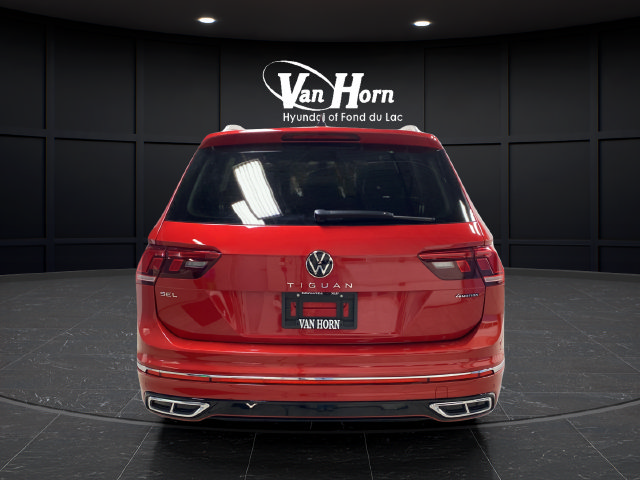 Used 2024 Volkswagen Tiguan SEL R-Line AWD/4WD image 6