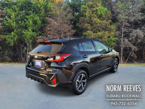 Used 2024 Subaru Crosstrek 2.0i Premium image 17