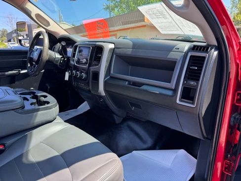 Used 2018 RAM 5500 Tradesman w/ Max Tow Package AWD/4WD image 13