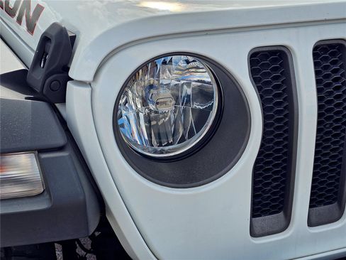 Used 2020 Jeep Wrangler Unlimited Rubicon AWD/4WD image 3