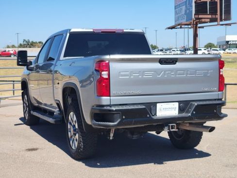 Used 2024 Chevrolet Silverado 2500 Custom w/ Custom Value Package AWD/4WD image 5