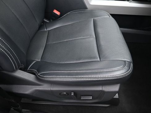 Used 2022 Ford F250 Lariat w/ Lariat Ultimate Package image 36