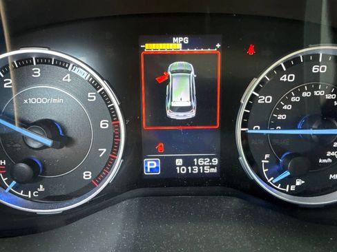 Used 2020 Subaru Ascent Limited w/ Popular Package #3 AWD/4WD image 19