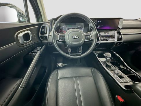 Used 2021 Kia Sorento SX image 25