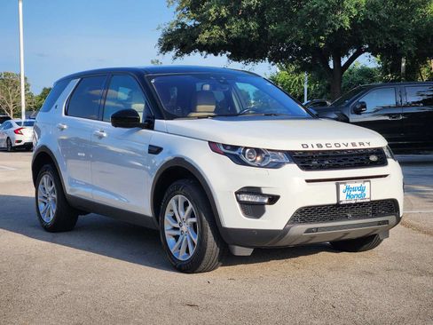 Used 2018 Land Rover Discovery Sport HSE AWD/4WD image 3