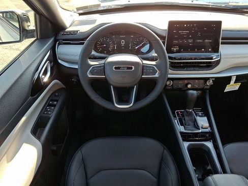New 2026 Jeep Compass Limited AWD/4WD image 9