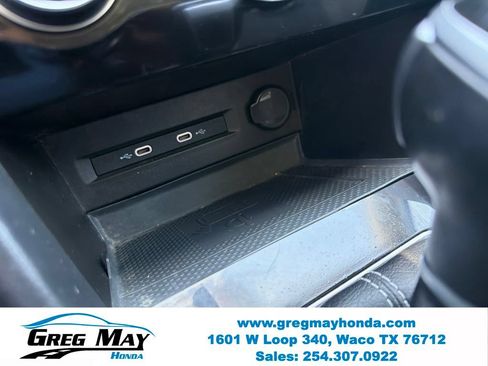 Used 2022 Volkswagen Taos SEL w/ Panoramic Sunroof Package AWD/4WD image 19