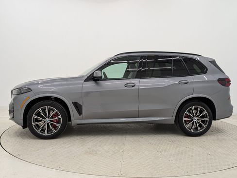 New 2026 BMW X5 sDrive40i w/ M Sport Package RWD image 2