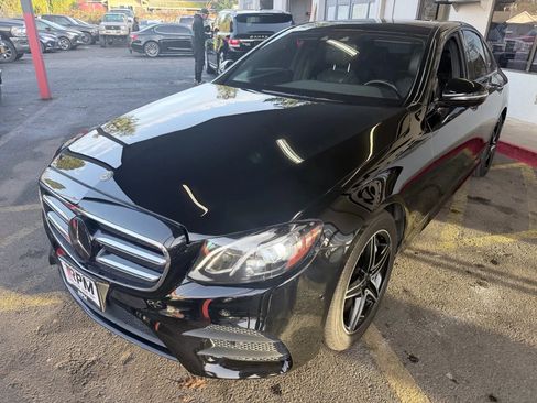 Used 2019 Mercedes-Benz E 300 4MATIC w/ Driver Assistance Package image 3