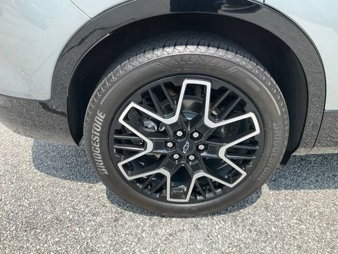 Used 2023 Chevrolet Blazer RS w/ Driver Confidence II Package FWD image 11