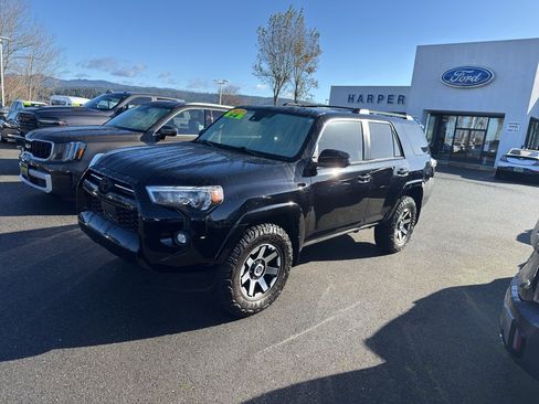 Used 2022 Toyota 4Runner Trail Special Edition image 22