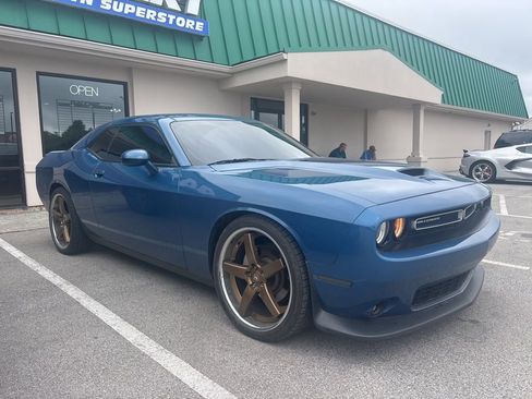 Used 2022 Dodge Challenger R/T w/ Plus Package RWD image 1