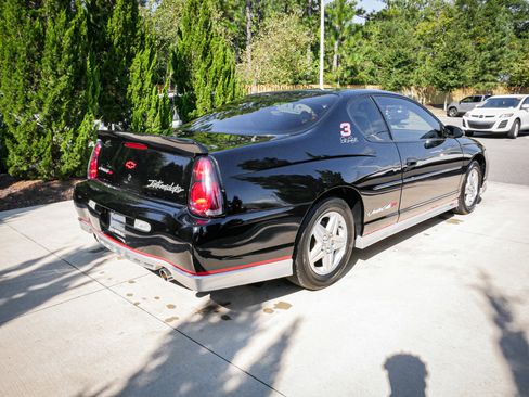 Used 2002 Chevrolet Monte Carlo SS w/ Pace Car Replica Pkg image 10