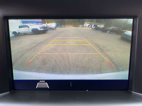 Certified 2020 GMC Terrain SLE w/ Driver Convenience Package image 14