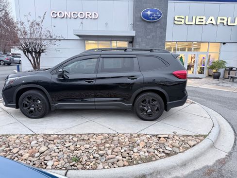 Certified 2023 Subaru Ascent Onyx Edition Limited image 1