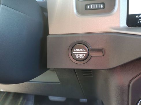 New 2026 Ford Bronco Outer Banks AWD/4WD image 24