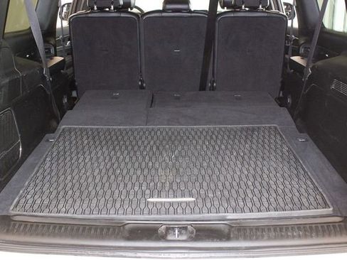 Used 2024 Jeep Wagoneer L Series II w/ Flexible Seating Group image 15