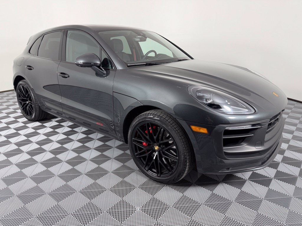 Certified 2023 Porsche Macan GTS AWD/4WD image 13