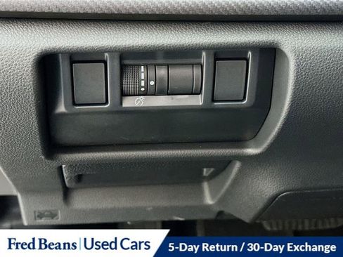 Used 2026 Subaru Crosstrek 2.0i Premium image 12
