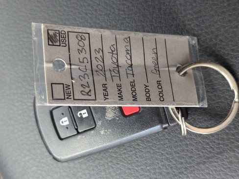 Used 2023 Toyota Tacoma TRD Off-Road AWD/4WD image 19