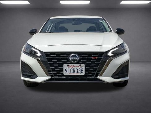 Used 2024 Nissan Altima 2.5 SR FWD image 10