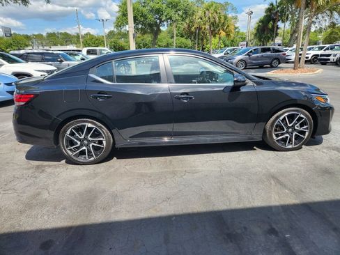 Used 2025 Nissan Sentra SR FWD image 6