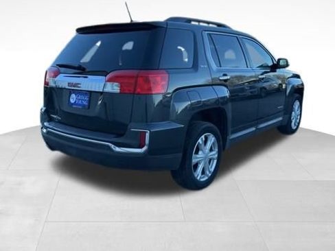 Used 2017 GMC Terrain SLE w/ Chrome Edition image 7